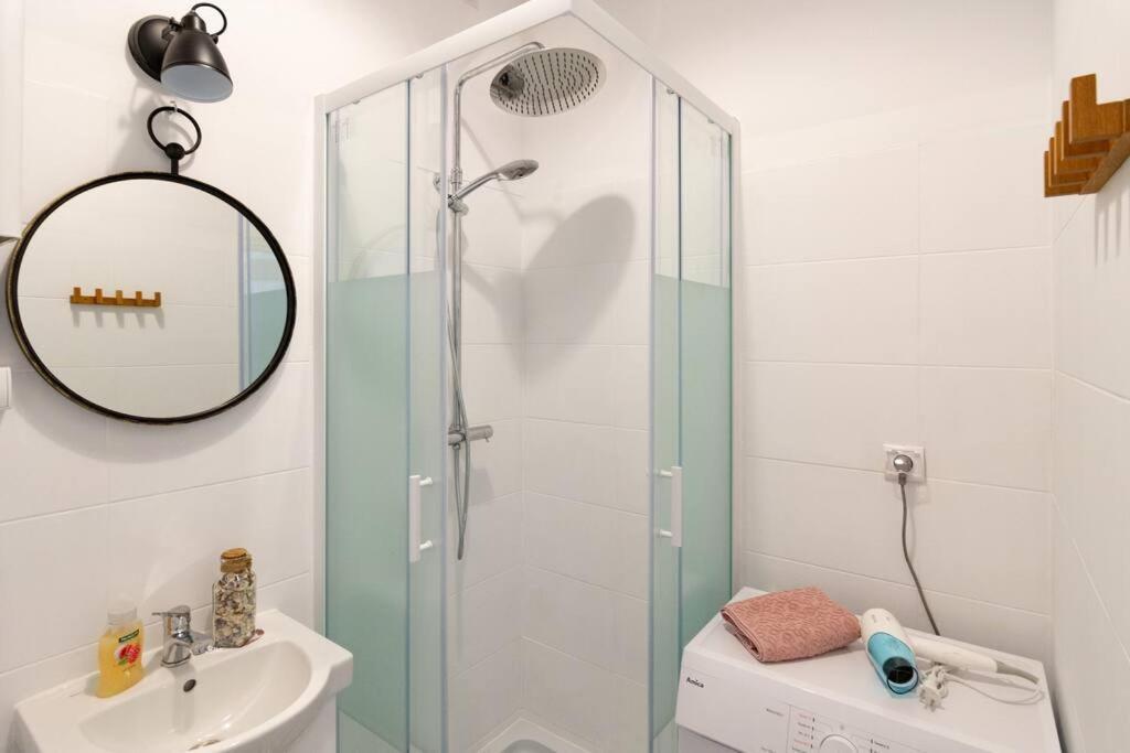 Royal Route Apartment Fully Equipped Krasków Exterior foto